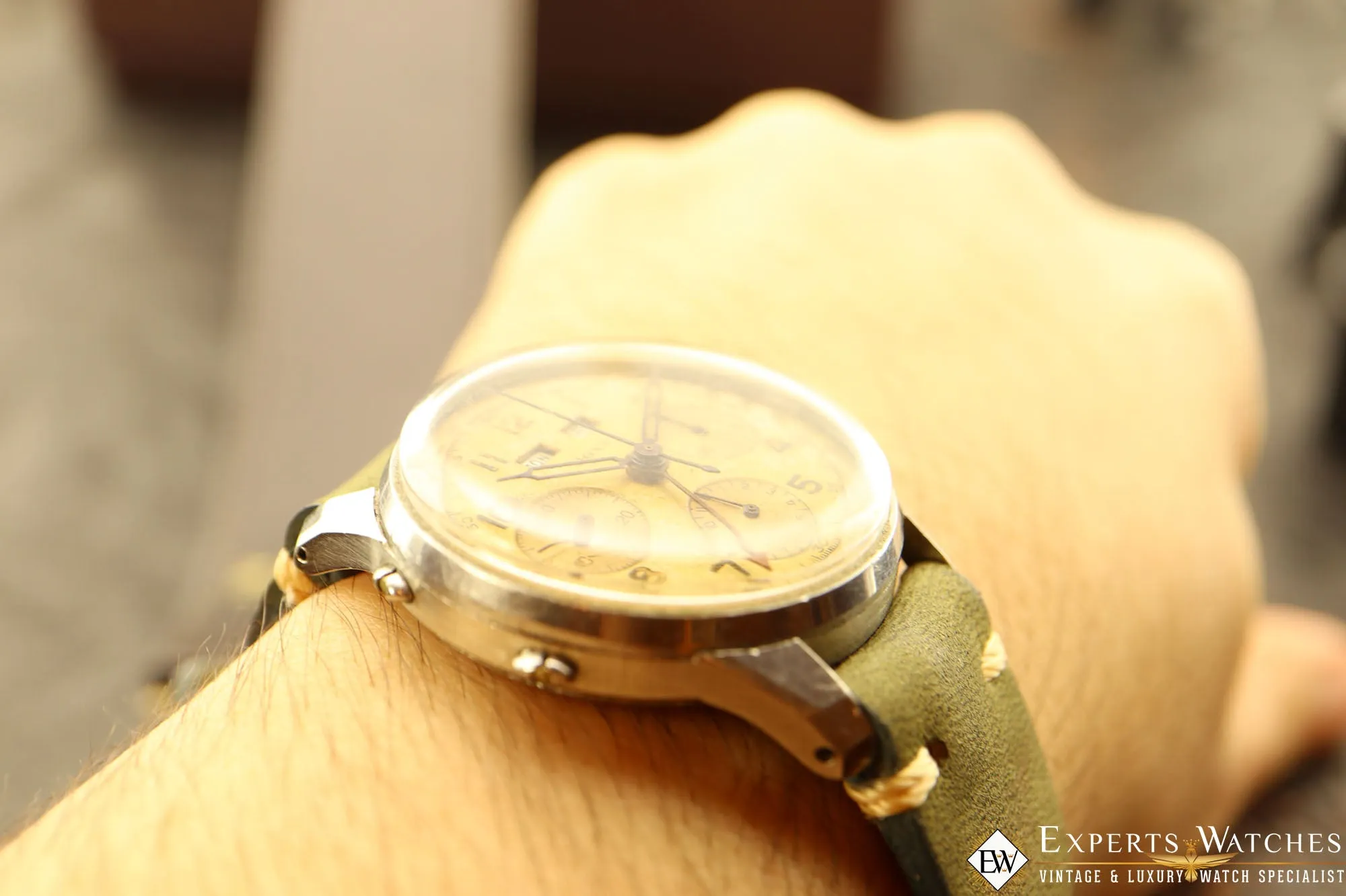 1950s Serviced Vintage DOXA Valjoux 72C Triple Date Calendar Chronograph Watch