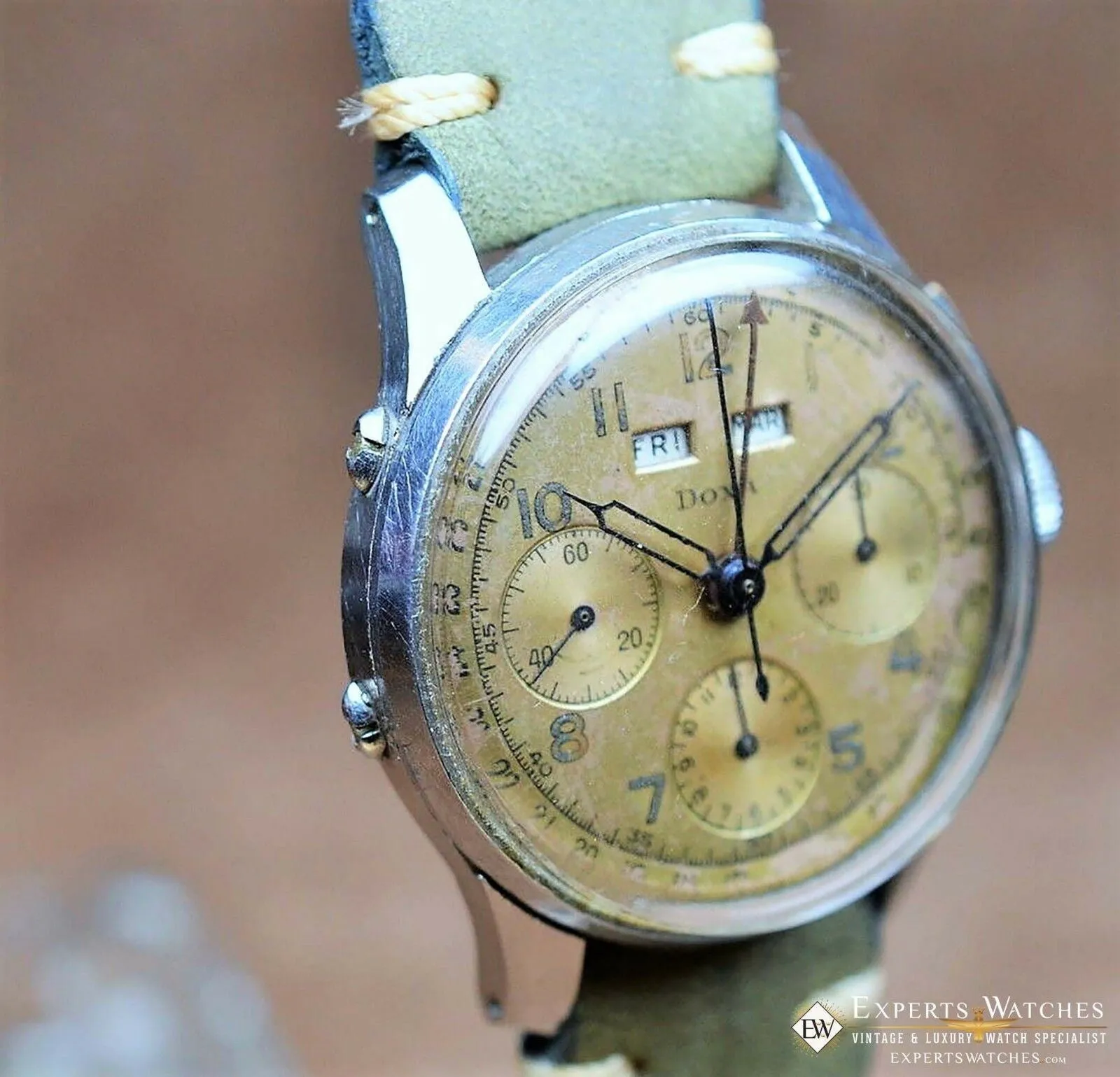 1950s Serviced Vintage DOXA Valjoux 72C Triple Date Calendar Chronograph Watch