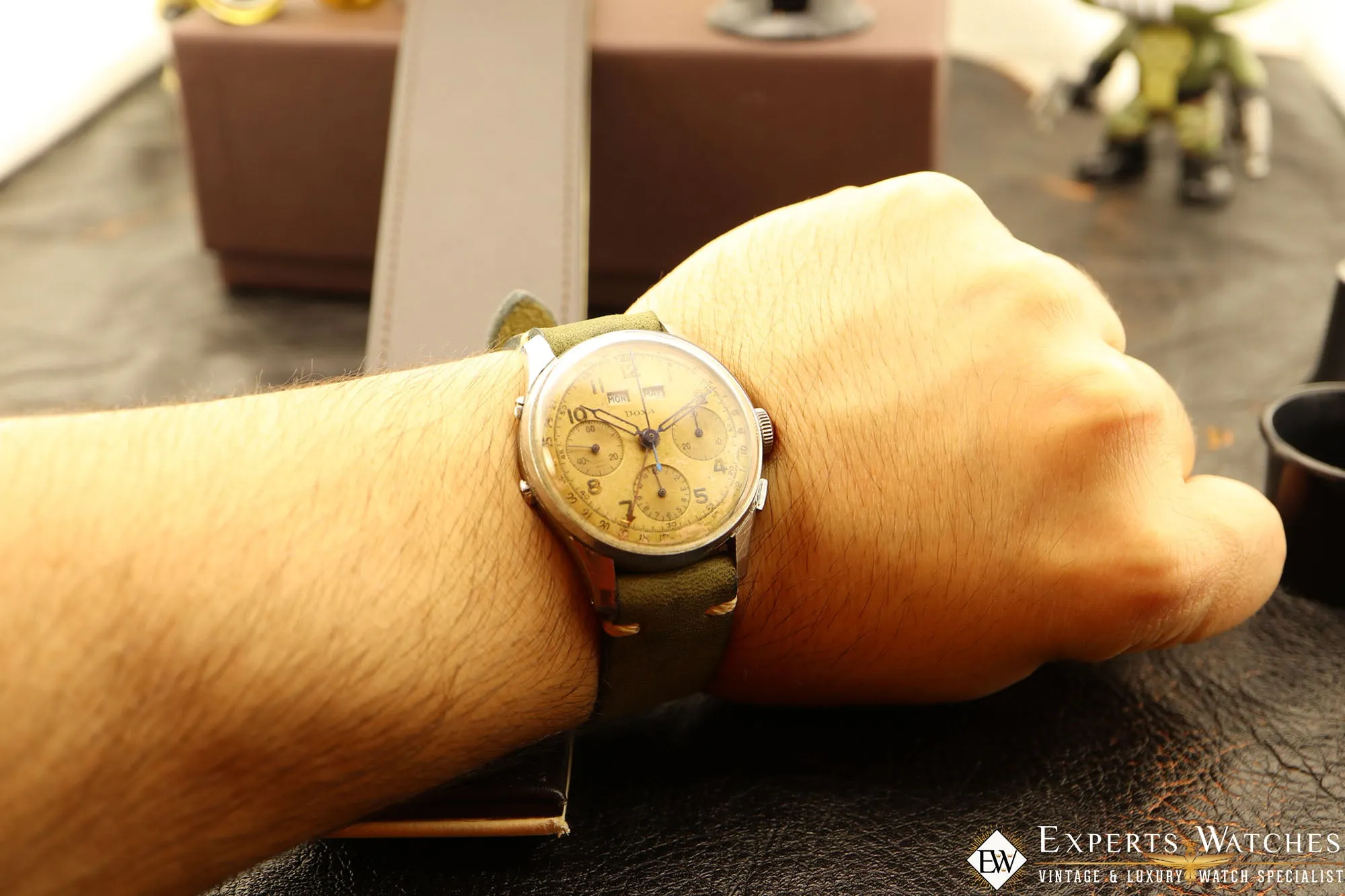 1950s Serviced Vintage DOXA Valjoux 72C Triple Date Calendar Chronograph Watch