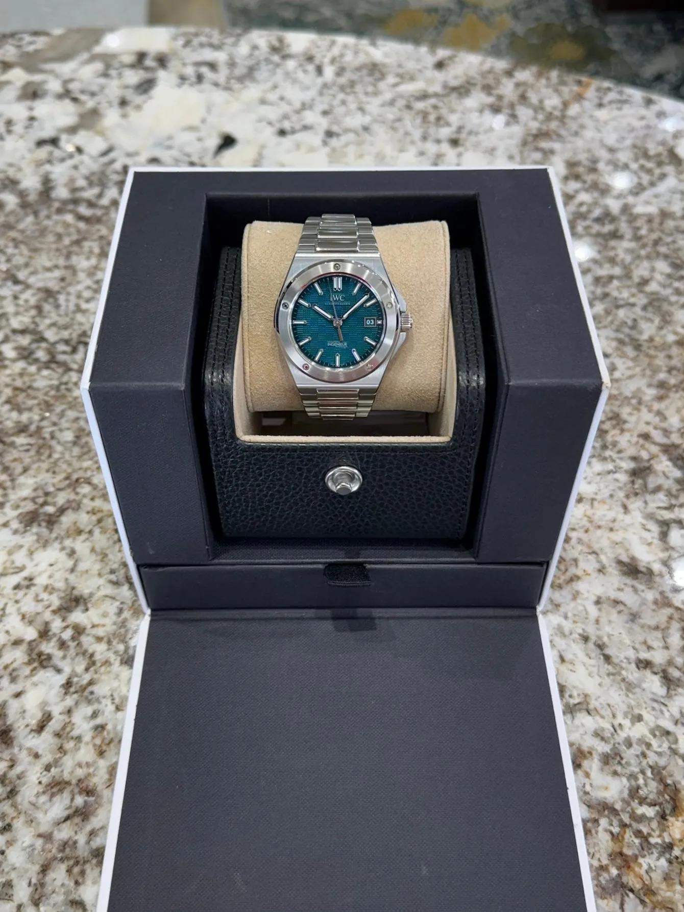 2024 IWC Ingenieur IW328903