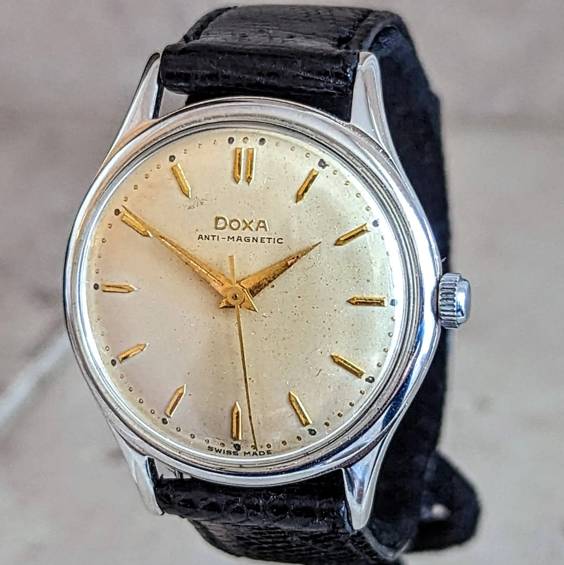DOXA Anti-Magnetic Jumbo Wristwatch ETA 1147 Swiss Made Mechanical Watch