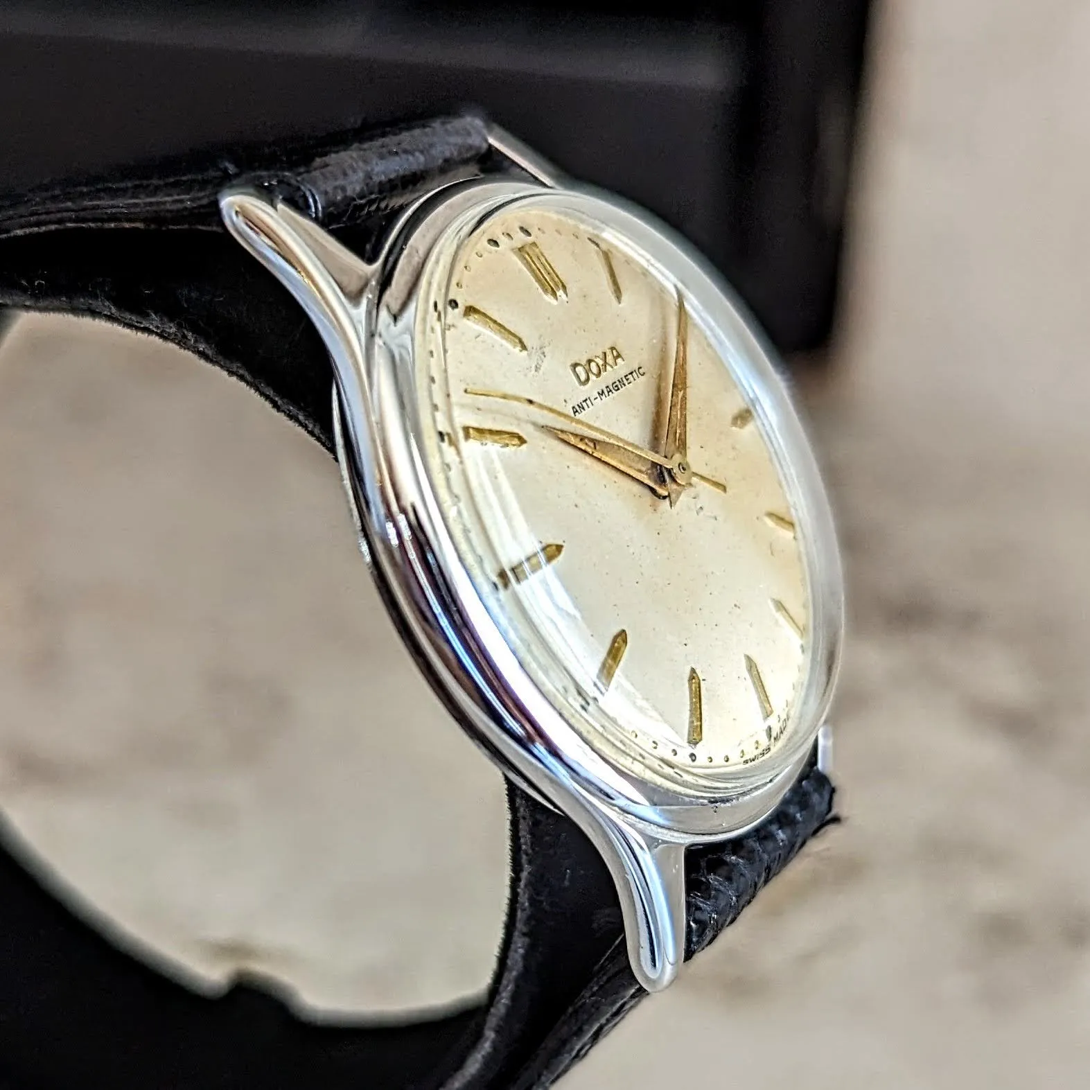 DOXA Anti-Magnetic Jumbo Wristwatch ETA 1147 Swiss Made Mechanical Watch