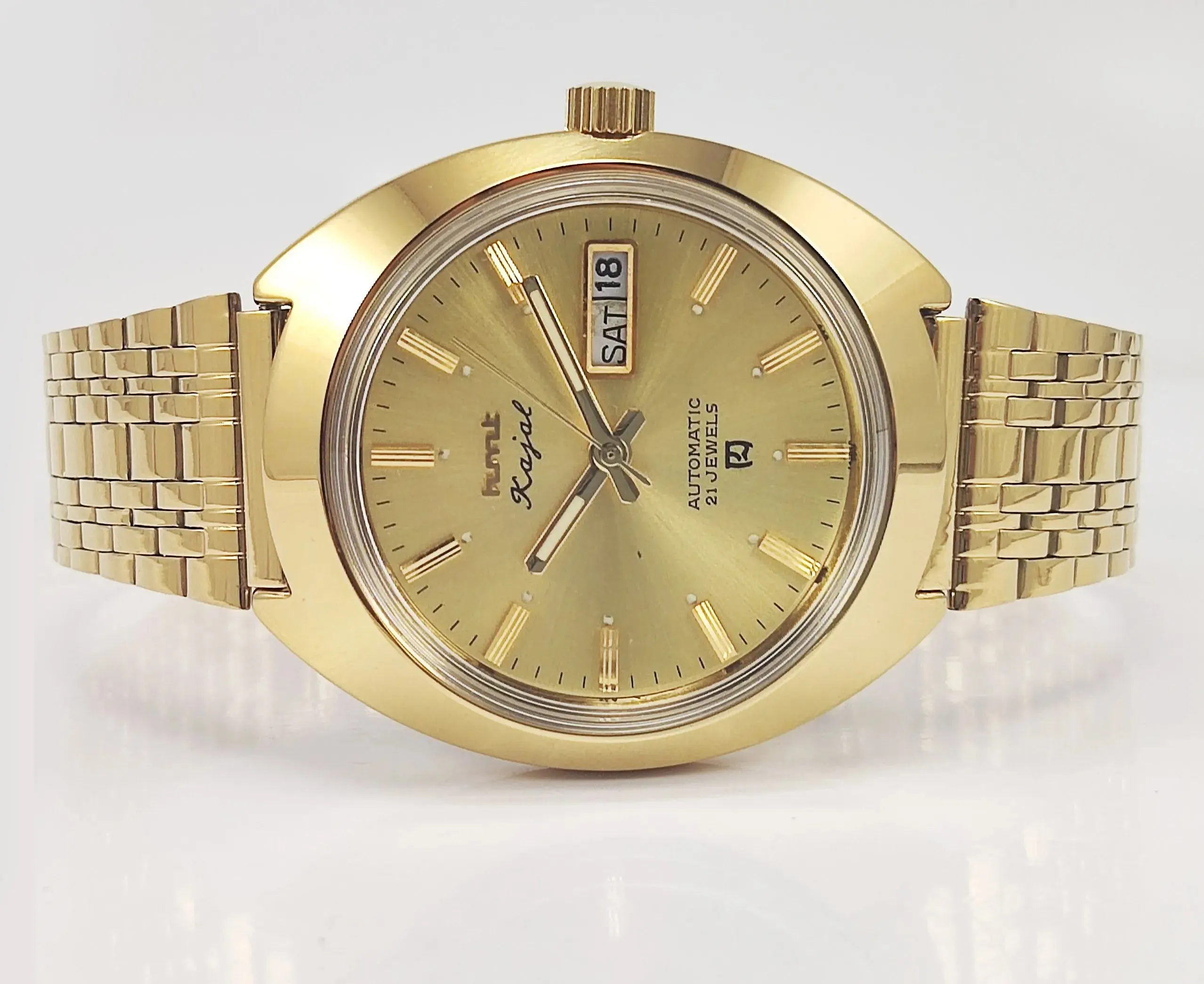 HMT Kajal Para Shock 21 Jewels Golden Dial Day Date Function Mechanical Automatic Men's Wrist Watch