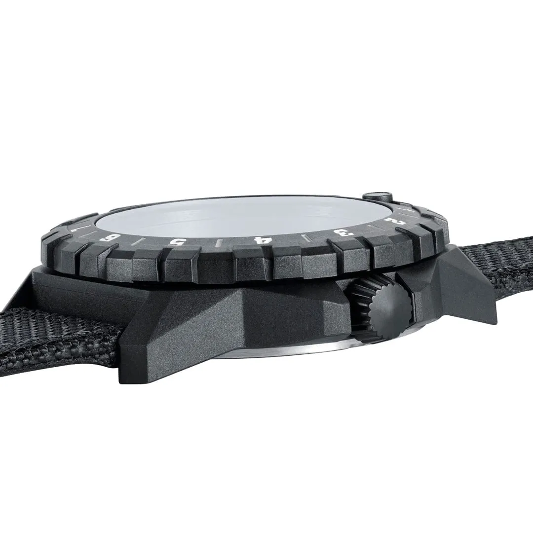 LUMINOX -  F-117 NIGHTHAWK x Skunk Works 6440 Heritage, Pilot Watch, 44 mm (XA.6442.H)