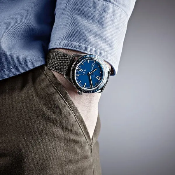 New Christopher Ward C65 Trident Diver Vintage Style Blue Dial Watch 41MM Hybrid