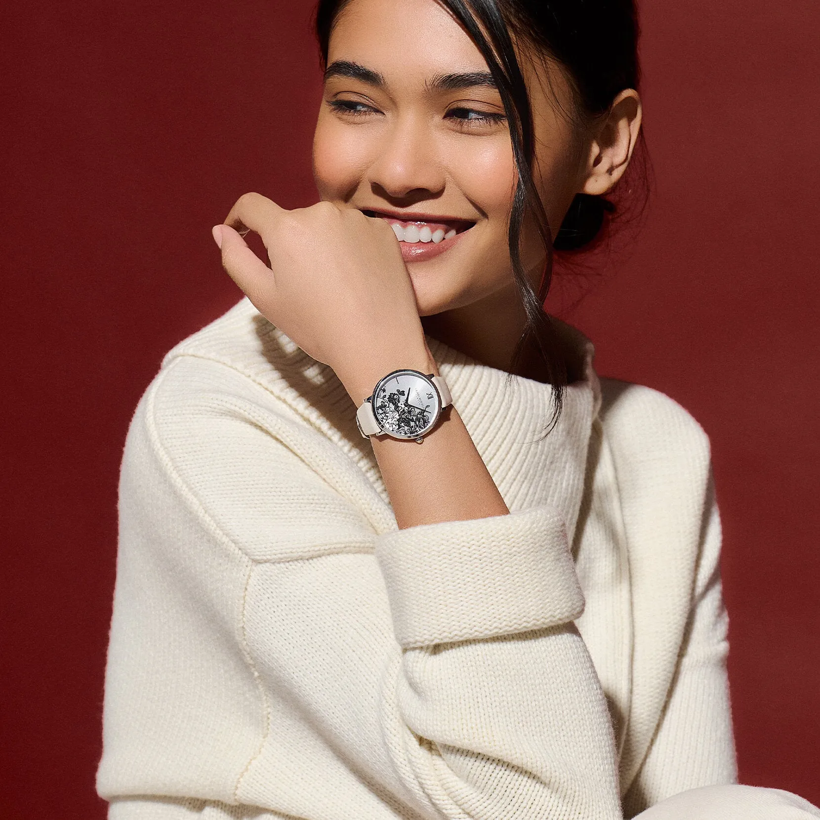Olivia Burton Signature 35mm Floral Blooms Ultra Slim Silver & Antique Pearl Leather Strap Watch