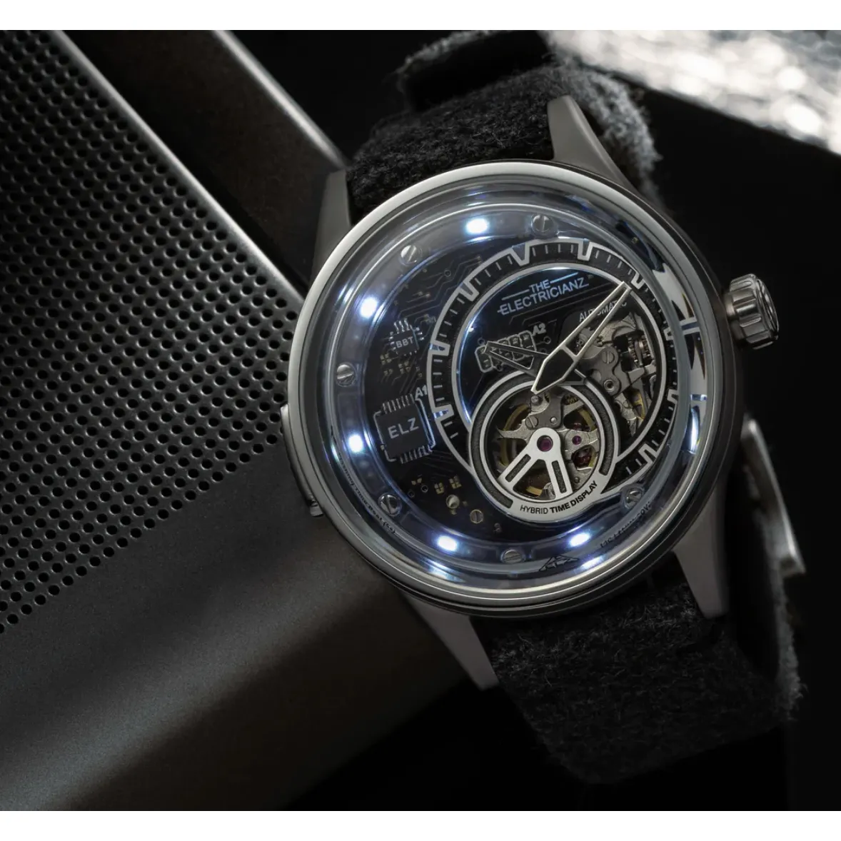 The ELECTRICIANZ Hybrid Automatic E-Code Gray