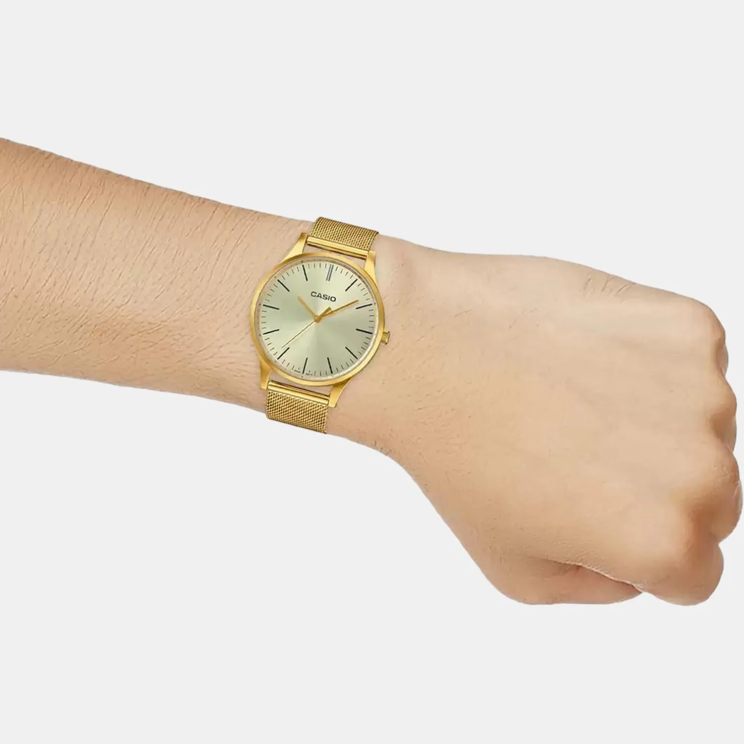 Vintage Women's Analog Stainless Steel Watch A1867 - LTP-E140G-9AEF