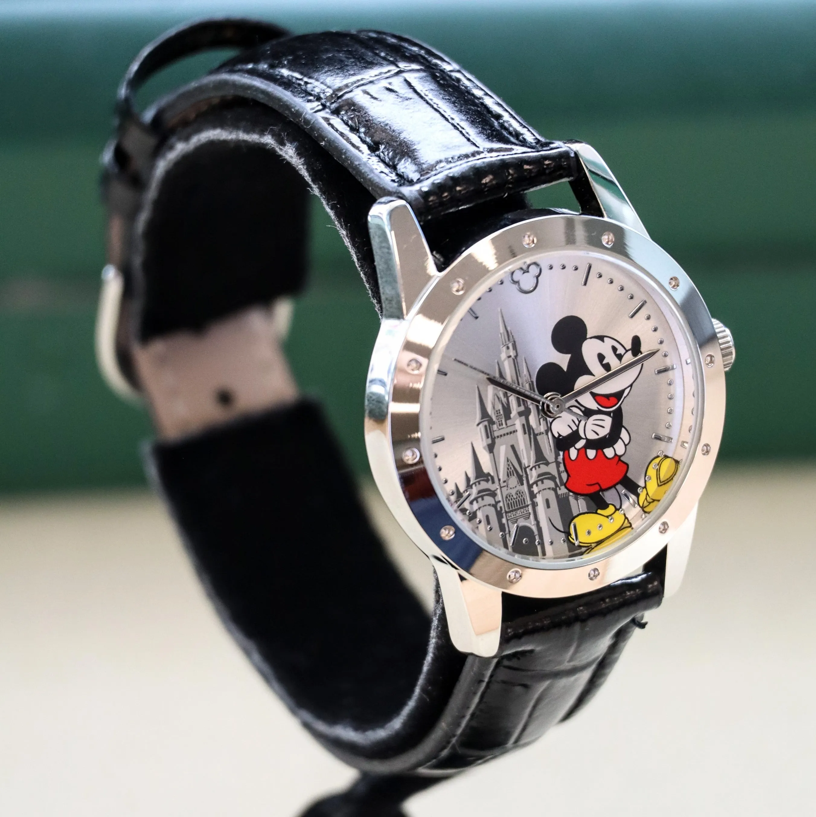 Walt Disney World Limited Release Watch Mickey Mouse Wristwatch - NOS In Box!
